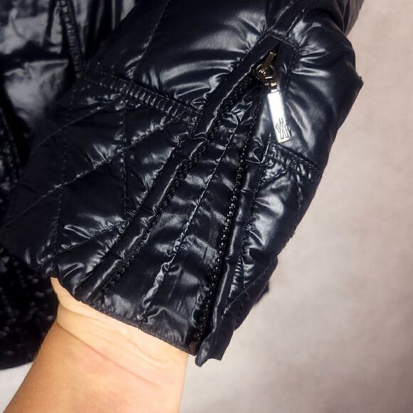 Moncler Ladies Magritte Black Diamond Quilted Down Puffer Jacket size 3 M/L - Picture 5 of 13